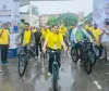 کھڈسے گوہاٹی میں 'فٹ انڈیا سنڈے آن سائیکل' کے خصوصی کامن ویلتھ گیمز ایڈیشن کی قیادت کرتے ہیں