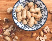 مونگ پھلی کھانا صحت کے لیے بہت فائدہ مند ہے