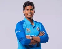 دیپتی شرما نے 1000 رنز اور 150 وکٹیں مکمل کر کے تاریخ رقم کی