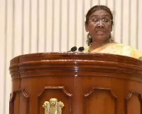 صدر، وزیر دفاع مسلح افواج کے سابق فوجیوں کے دن پر سابق فوجیوں کو سلام پیش کرتے ہیں