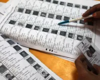 الیکشن کمیشن نے اتر پردیش کے لیے ووٹر لسٹ کا مسودہ جاری کیا، 28.9 ملین ناموں کو ہٹا دیا گیا