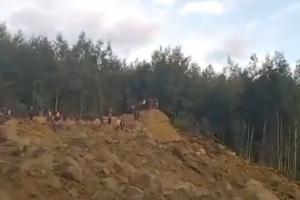 پاپوا نیو گنی میں مٹی کے تودے گرنے سے مرنے والوں کی تعداد 2000 سے تجاوز کر گئی ہے۔