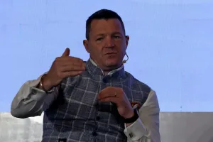 IndiGo کے سی ای او کا دعویٰ ہے کہ آپریشن مکمل طور پر نارمل ہیں