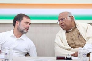 کانگریس نے اپنا 141 واں یوم تاسیس منایا، کھرگے اور راہل نے مبارکباد دی