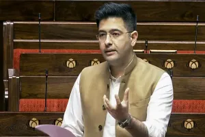 راجیہ سبھا کے چیئرمین نے سات AAP ممبران کے بی جے پی میں انضمام کو منظوری دی