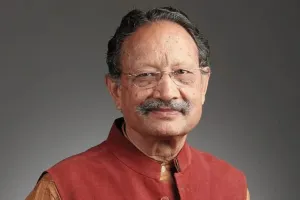 کھنڈوری کو کھرکھری شمشان گھاٹ میں مکمل سرکاری اعزاز کے ساتھ آخری الوداعی دی گئی