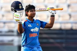 ویبھو سوریاونشی نے 11 گیندوں میں نصف سنچری بنانے کا عالمی ریکارڈ بنایا