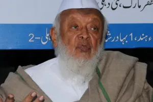 بھاگوت بیرون ملک اپنے بیانات کو ہندوستان میں لاگو کریں: مولانا مدنی