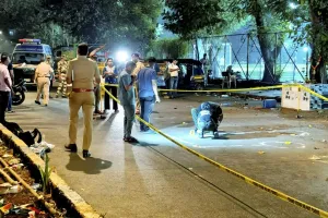 اداکار ٹائیگر شراف کی گاڑی پر فائرنگ کی تحقیقات ممبئی کرائم برانچ کے سپرد
