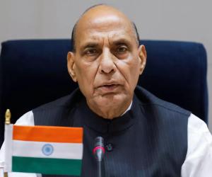 وزارت دفاع نے گزشتہ سال 3.84 لاکھ کروڑ روپے سے زیادہ کے دفاعی خریداری کے سودوں کو منظوری دی تھی