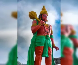 منگل اور ہفتہ کے دن ہنومان جی کی ستائش کرنا خاص اہمیت رکھتا ہے