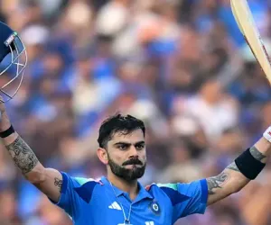 ویرات کوہلی لسٹ اے کرکٹ میں 16000 رنز مکمل کرنے والے دوسرے بلے باز بن گئے