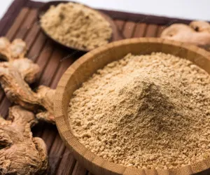 خشک ادرک ہندوستانی کھانوں اور آیوروید دونوں میں ایک خاص مقام رکھتی ہے