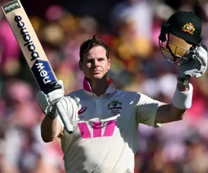 اسٹیو اسمتھ سنچری کے ساتھ ایشز میں سب سے زیادہ رنز بنانے والے دوسرے بلے باز بن گئے