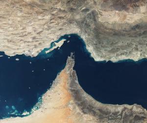 ایران بارودی سرنگوں کی وجہ سے آبنائے ہرمز میں نیوی گیشن بحال کرنے سے قاصر: امریکا