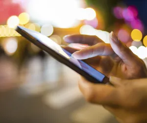 منی پور میں موبائل انٹرنیٹ پر پابندی برقرار، کرفیو میں 10 گھنٹے کی نرمی