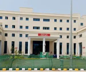 پیلی بھت میڈیکل کالج کو ایم بی بی ایس کی 100 اضافی نشستیں کھولنے اور چلانے کی اجازت ملی