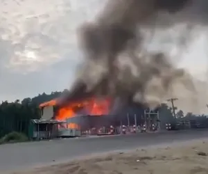 بنگلہ دیش میں لکڑی کا ریزورٹ تباہ، 10 افراد ہلاک، 9 زخمی