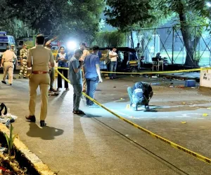 اداکار ٹائیگر شراف کی گاڑی پر فائرنگ کی تحقیقات ممبئی کرائم برانچ کے سپرد